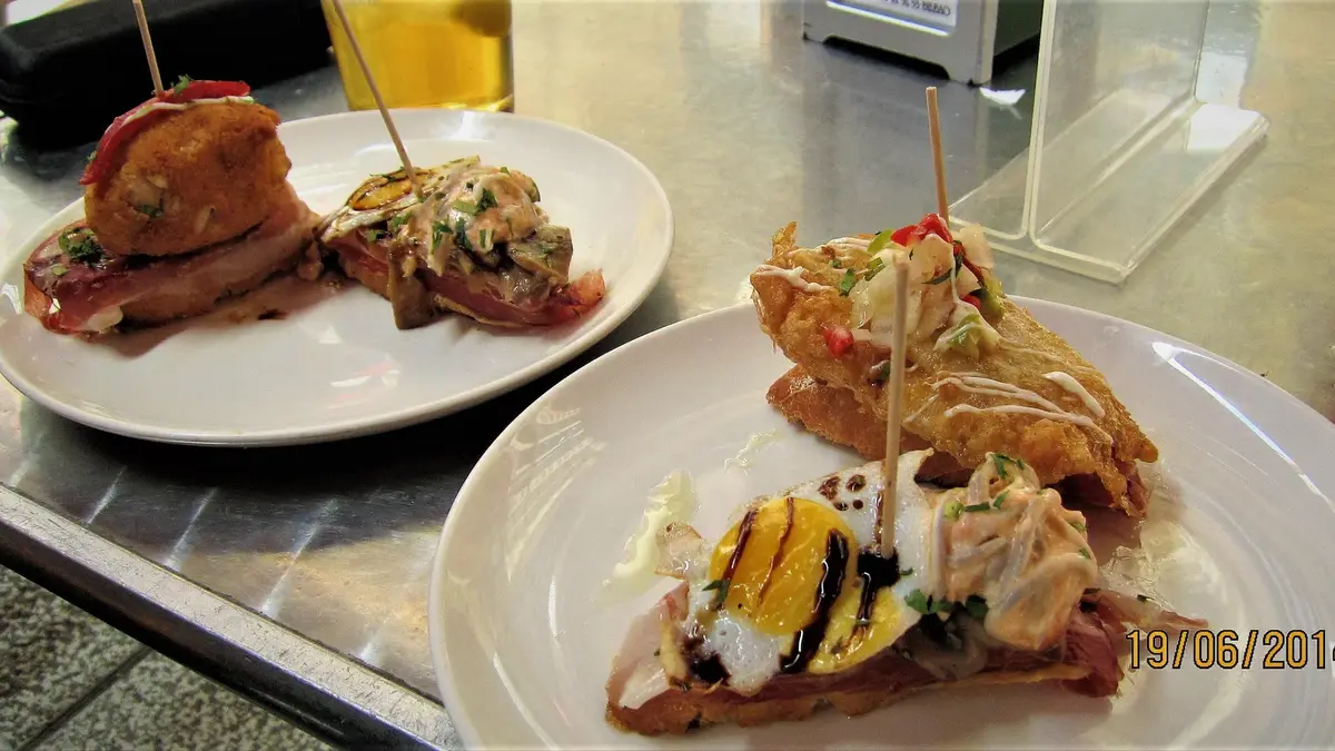 Pintxos serverade i Bilbao
